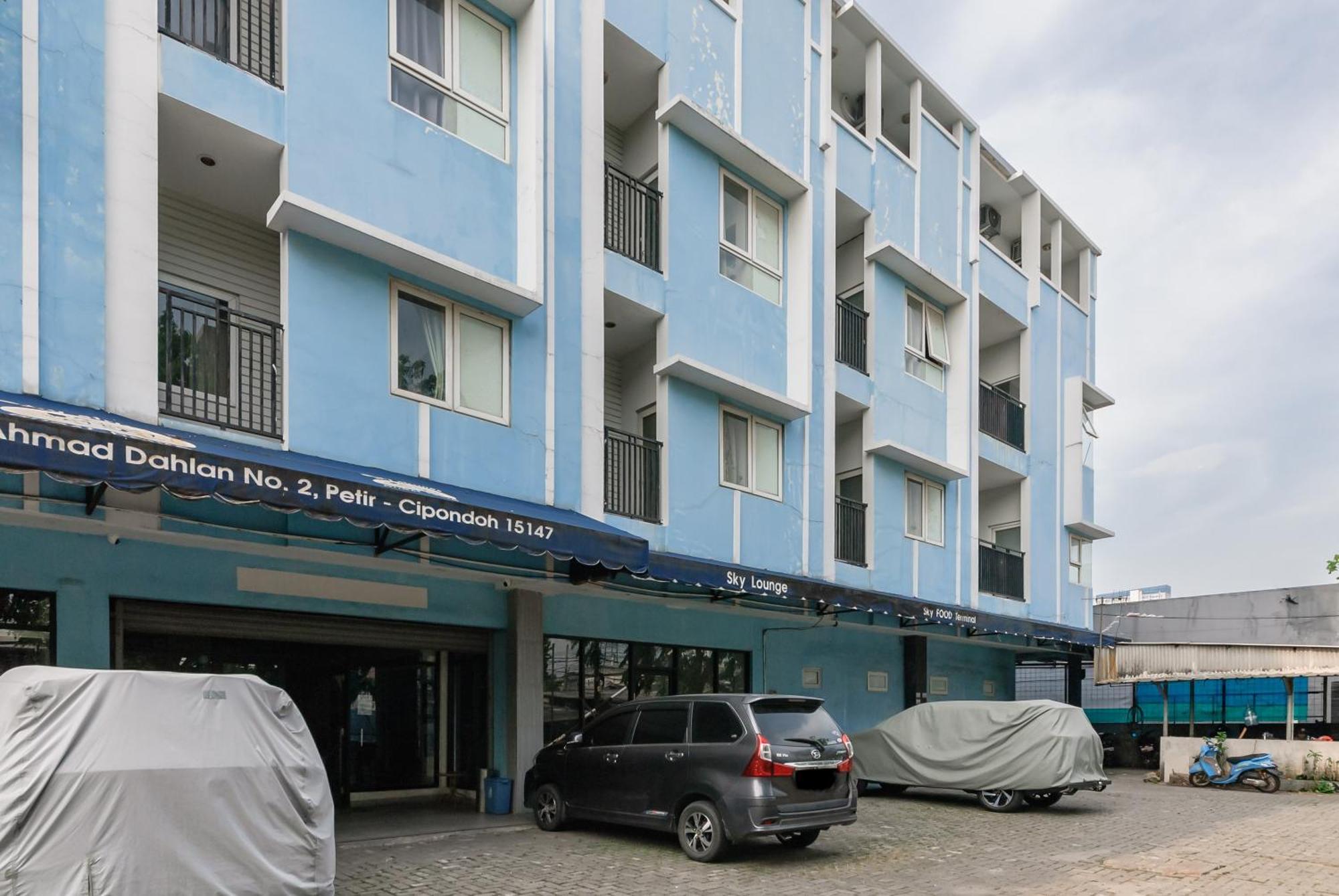 Reddoorz Near Mandaya Royal Hospital Puri Hotel Tangerang Exterior photo